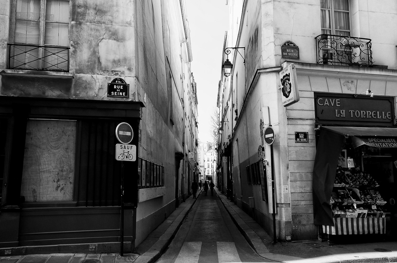 Writing About Place Without Turning It Into a Guidebook